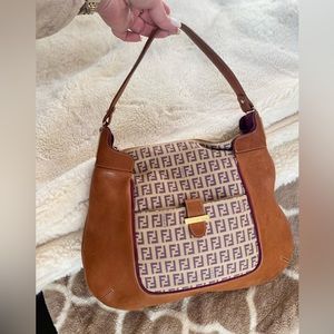 Fendi Vintage Oyster shoulder bag